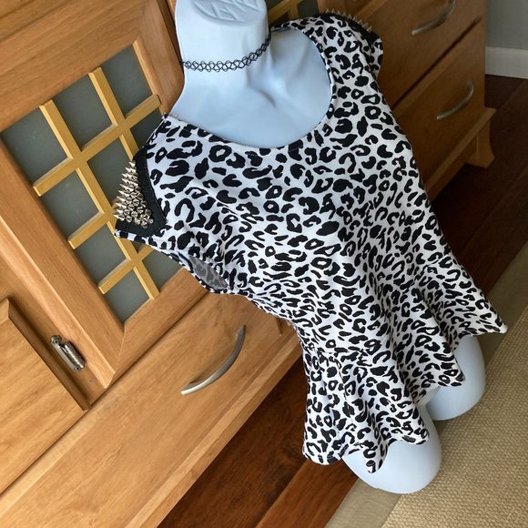 Annabelle Cow Print Peplum Blouse with Silver Spikes Large Jr. - Picture 3 of 7